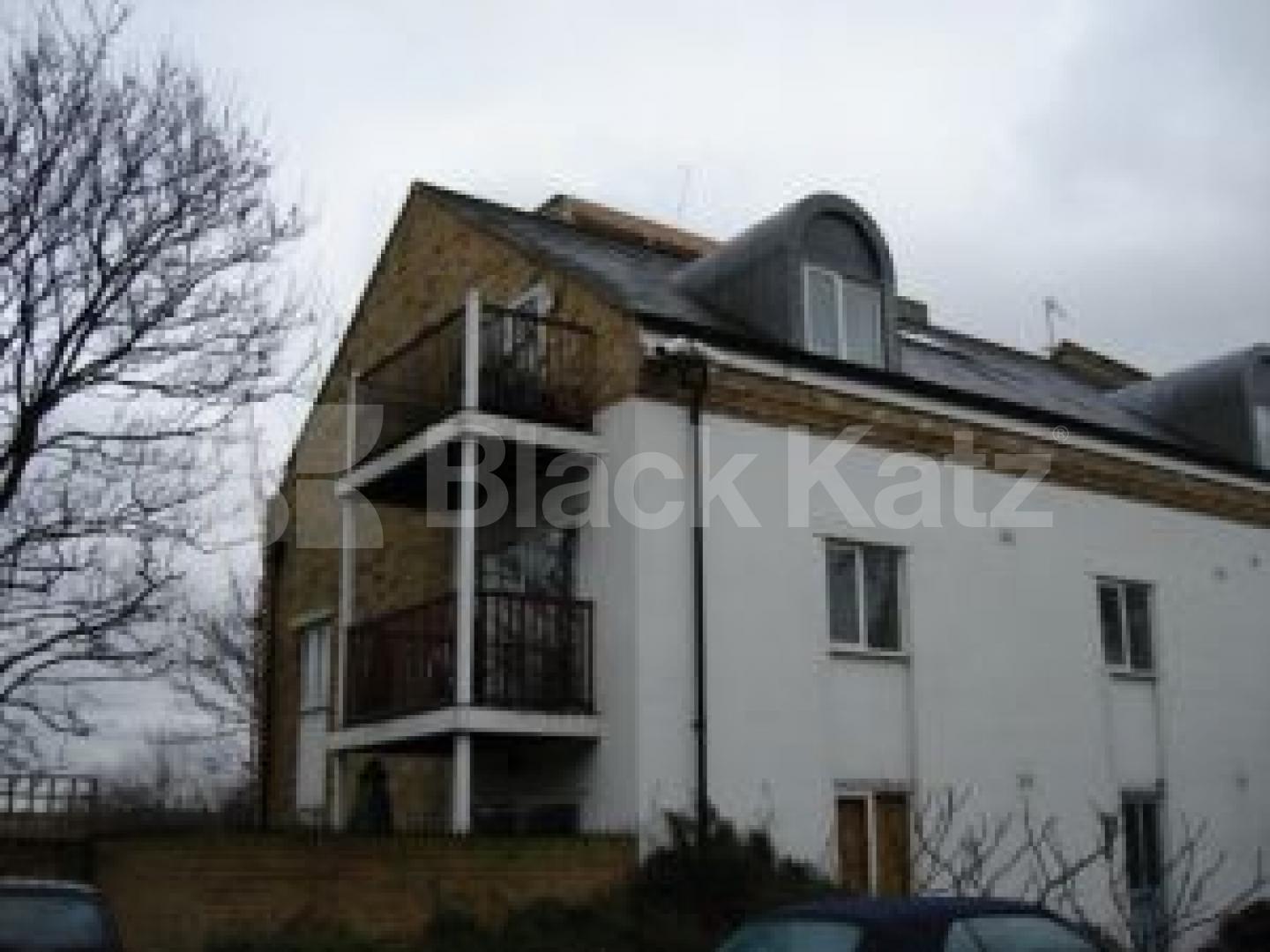 			LET, 1 Bedroom, 1 bath, 1 reception Apartment			 Park View Mews, Robsart Street, Stockwell